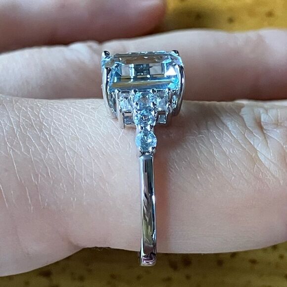 Sky Blue Topaz Sterling Silver Ring Size 10 - Picture 3 of 9
